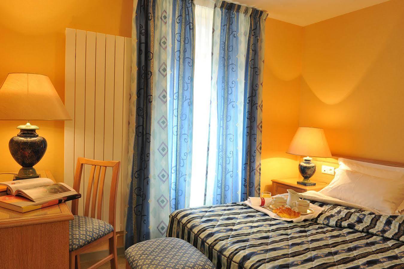 Logis Hotel Le Continental Châteauroux Kültér fotó